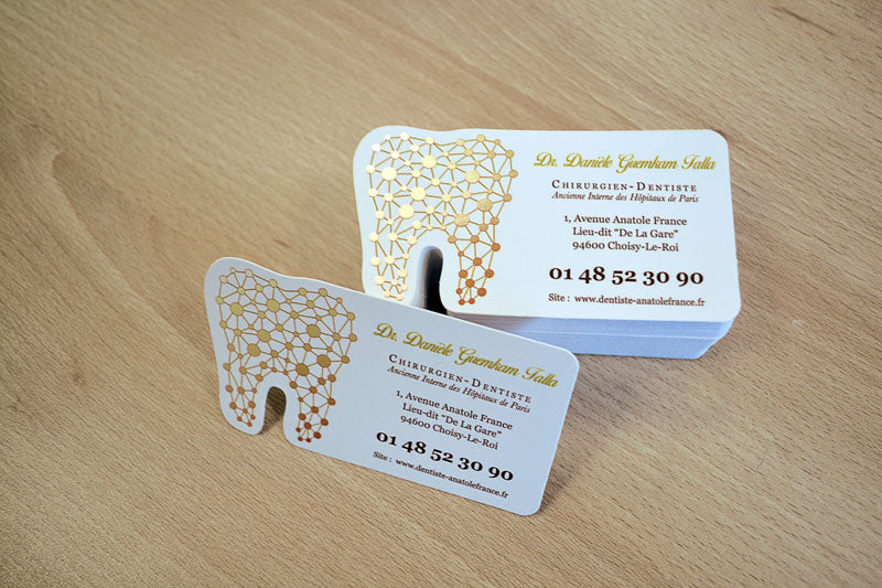 Carte de visite Dentiste avec découpe « Dent » — Dorure Or &amp; Blanc sur Noir